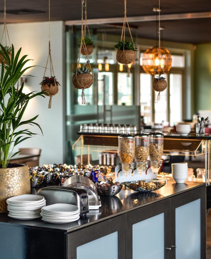 Hotel Restaurant Anno Nu Oostkapelle Exteriör bild